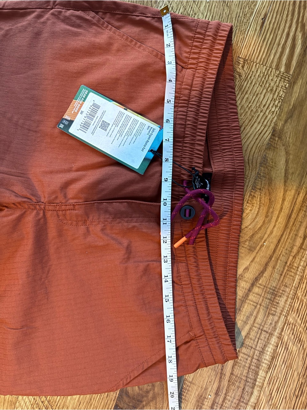 Cotopaxi women’s salto organic ripstop pant. Large, color spice NWT - Picture 2 of 8